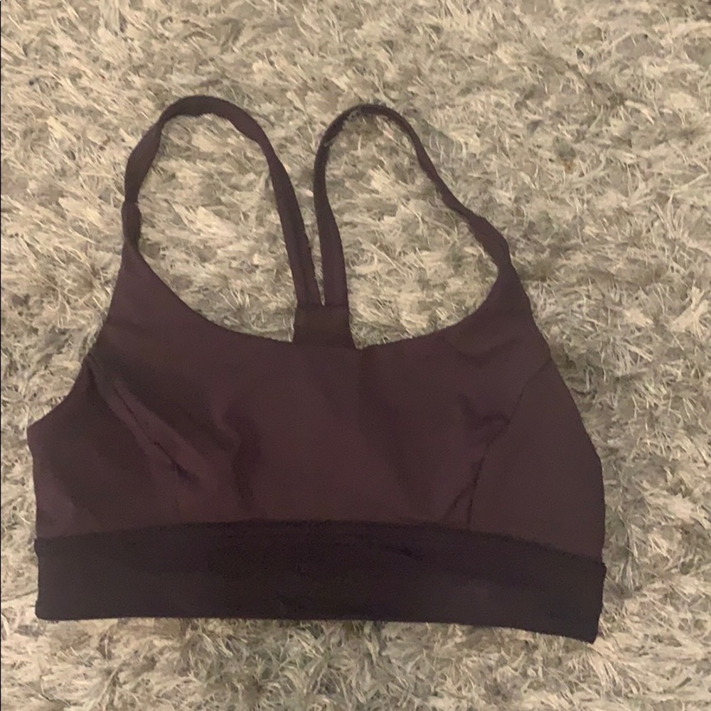 Lululemon sport’s bra
